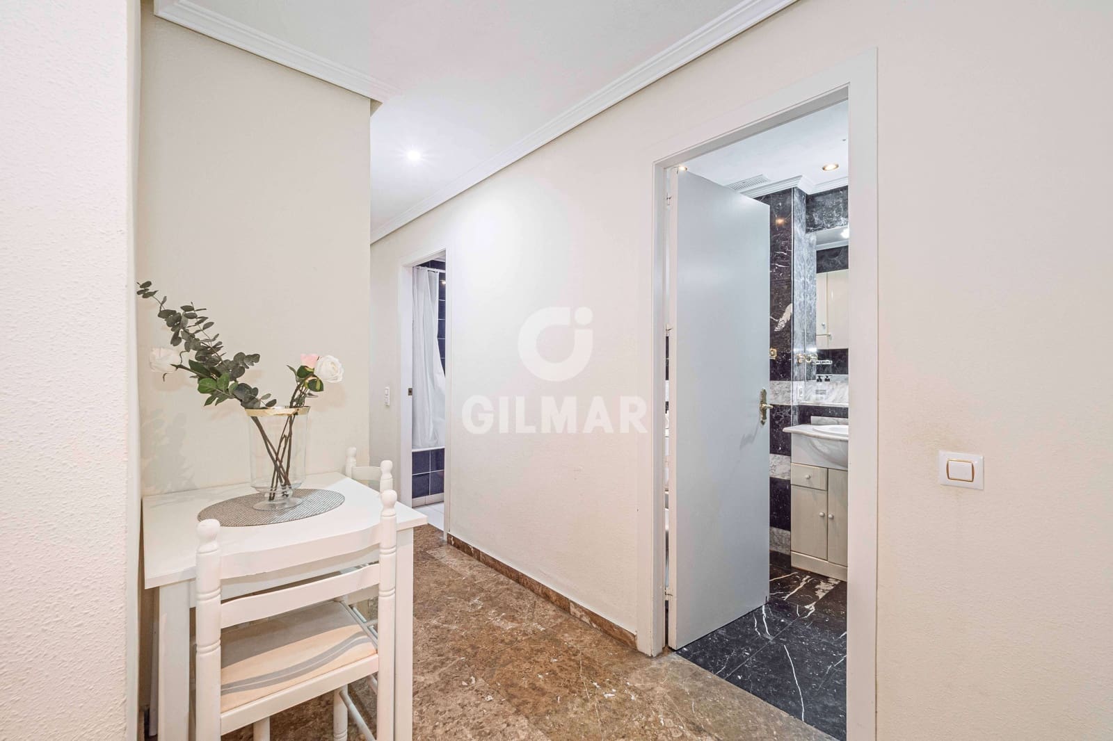 3 slaapkamer Flat te koop in Sevilla stad - € 525.000 (Ref: 9207391)