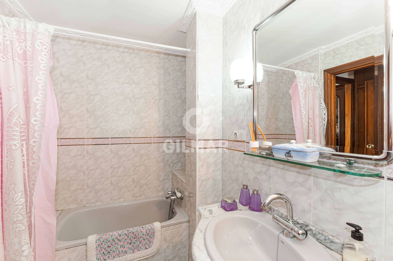 4 sovrum Lägenhet till salu i Sevilla stad - 459 000 € (Ref: 9207397)