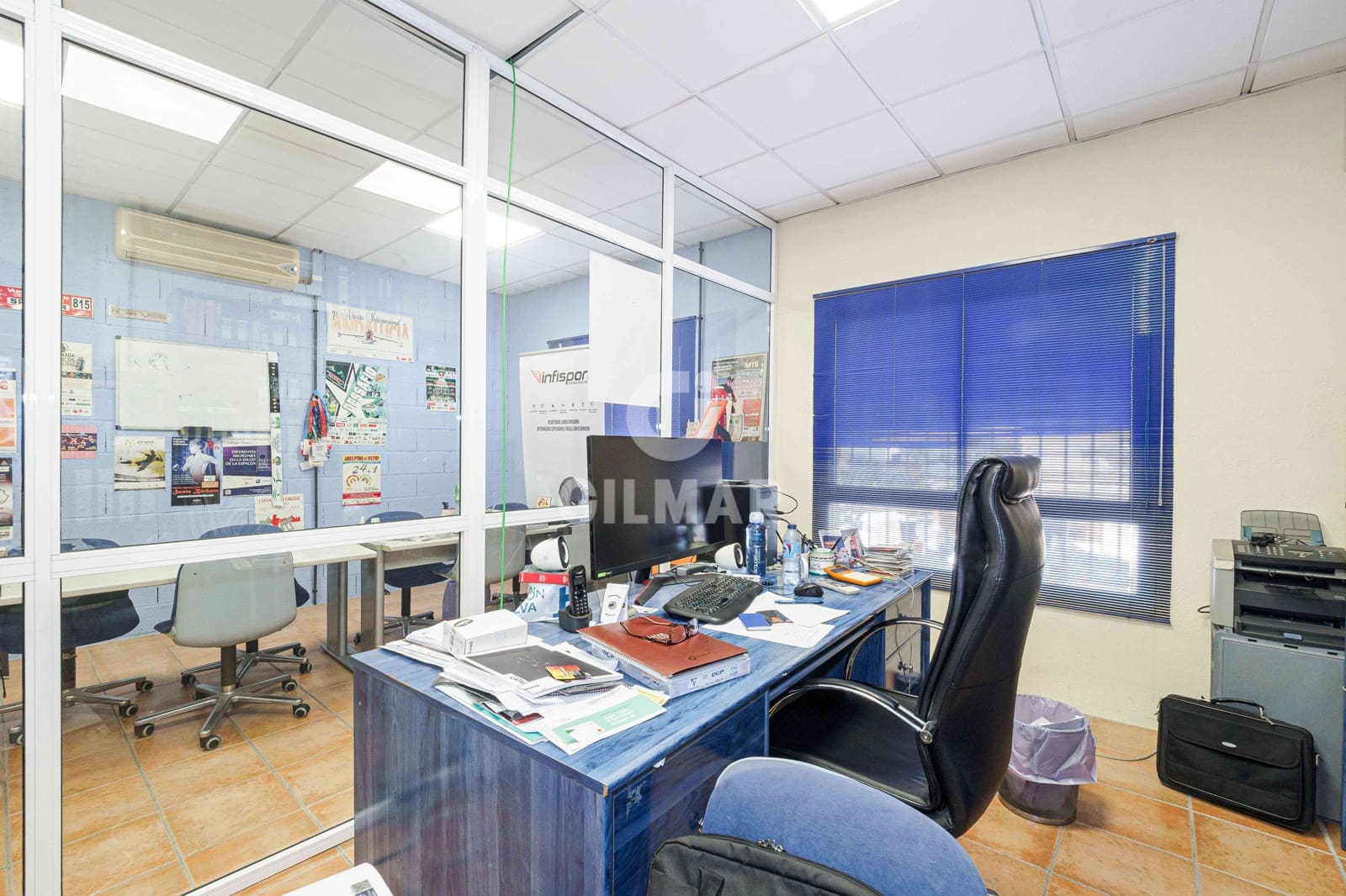 Erhverv til salg i Sevilla by med garage - € 285.000 (Ref: 9207402)