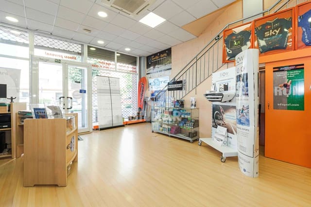 Commercial for sale in no asignado, Seville city with garage - € 285,000 (Ref: 9207402)