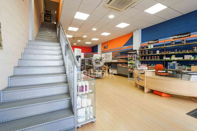 Commercial for sale in no asignado, Seville city with garage - € 285,000 (Ref: 9207402)