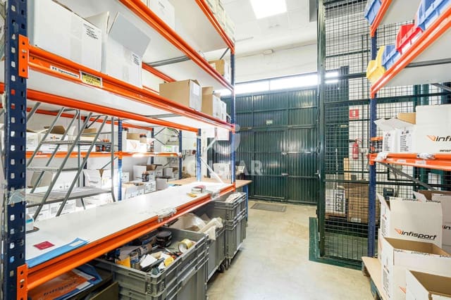 Commercial for sale in no asignado, Seville city with garage - € 285,000 (Ref: 9207402)