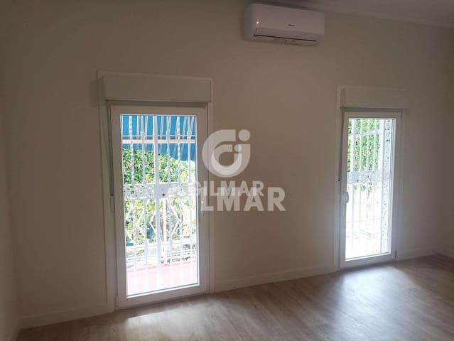 3 bedroom Terraced Villa for sale in Bellavista, Seville city - € 185,000 (Ref: 9207410)