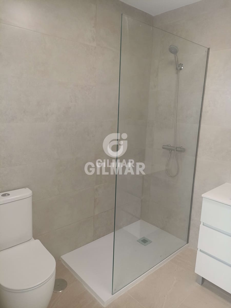 3 sovrum Radhus till salu i Sevilla stad - 185 000 € (Ref: 9207410)