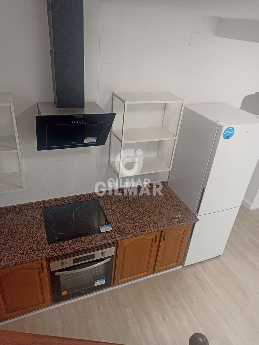 3 sovrum Radhus till salu i Sevilla stad - 185 000 € (Ref: 9207410)