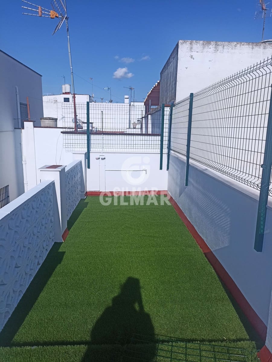 3 sovrum Radhus till salu i Sevilla stad - 185 000 € (Ref: 9207410)