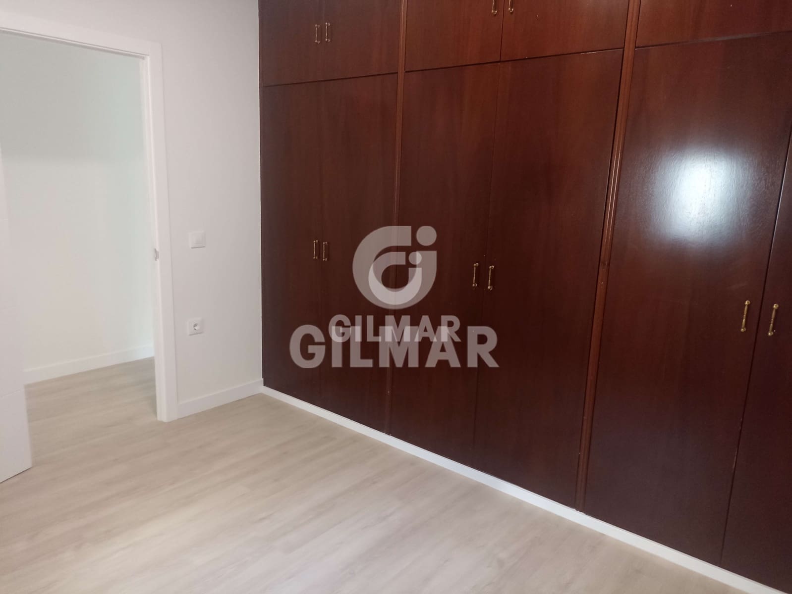 3 sovrum Radhus till salu i Sevilla stad - 185 000 € (Ref: 9207410)