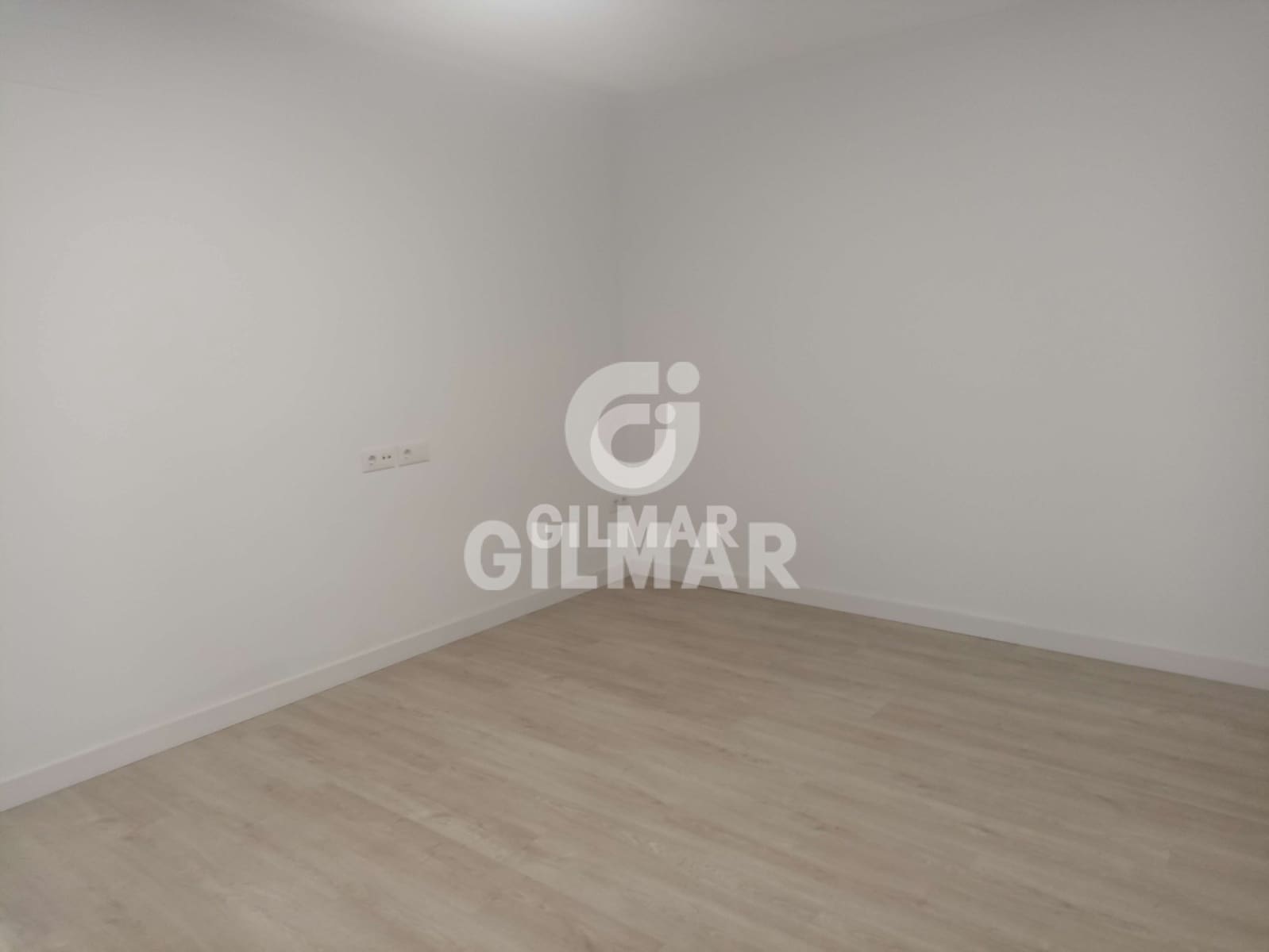 3 sovrum Radhus till salu i Sevilla stad - 185 000 € (Ref: 9207410)