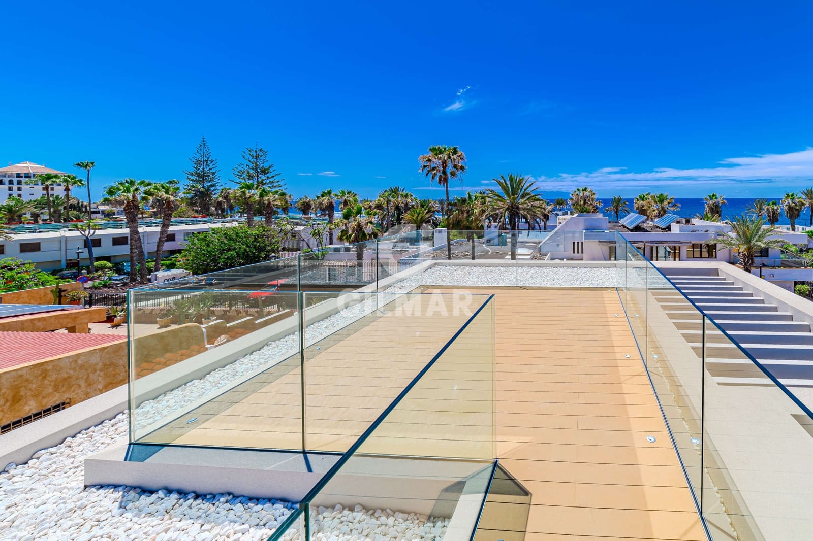 4 soveværelse Villa til salg i Playa de las Americas med swimmingpool garage - € 3.250.000 (Ref: 9207552)