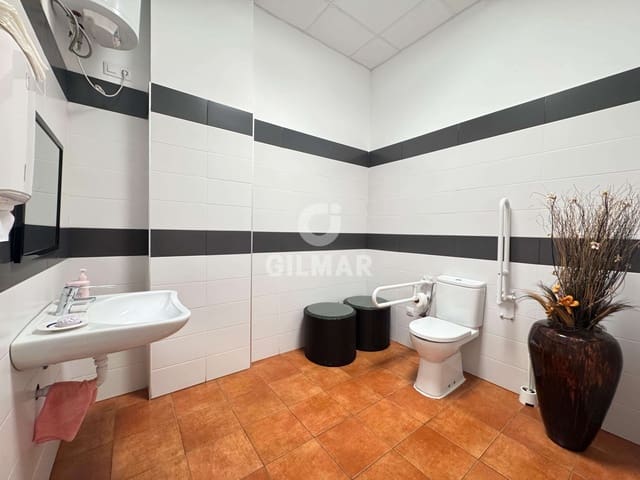 Erhverv til salg i Palm-Mar, Arona - € 99.000 (Ref: 9207553)