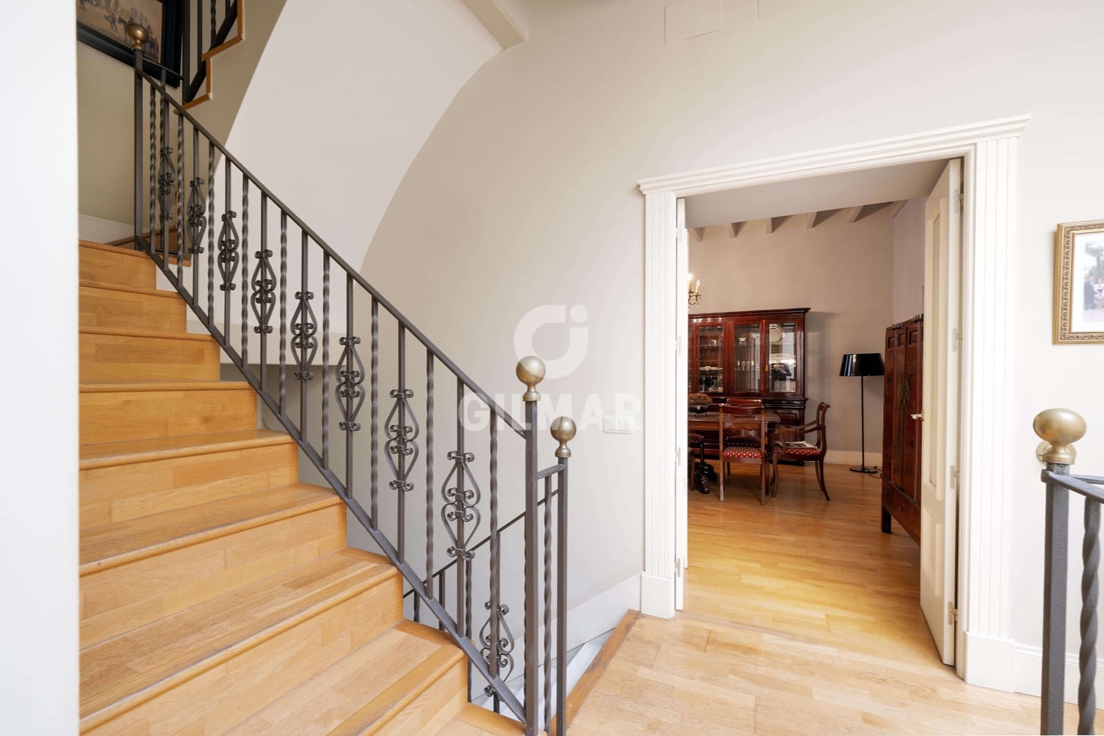 6 Zimmer Villa zu verkaufen in Sevilla Stadt mit Garage - 1.700.000 € (Ref: 9207554)