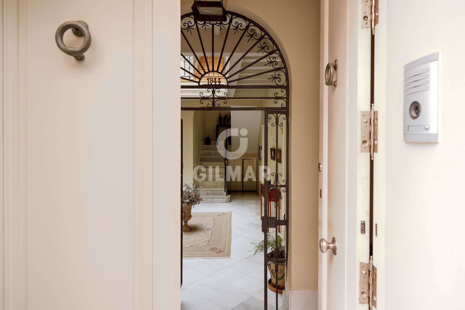 6 Zimmer Villa zu verkaufen in Sevilla Stadt mit Garage - 1.700.000 € (Ref: 9207554)