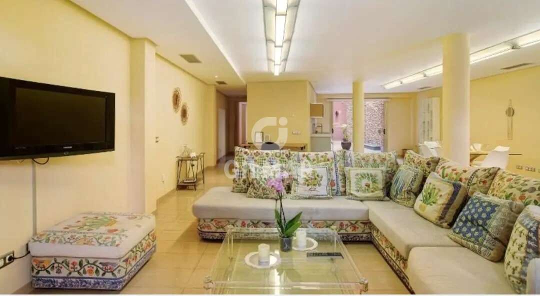 Kontor til salg i Las Palmas de Gran Canaria med garage - € 1.100.000 (Ref: 9207556)