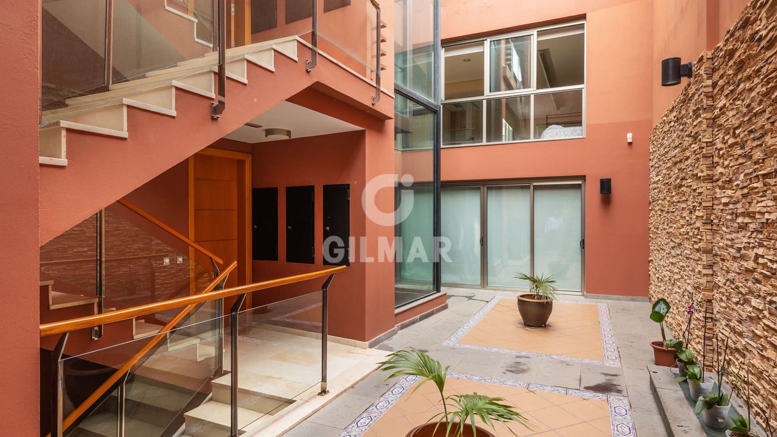 Kontor til salg i Las Palmas de Gran Canaria med garage - € 1.100.000 (Ref: 9207556)