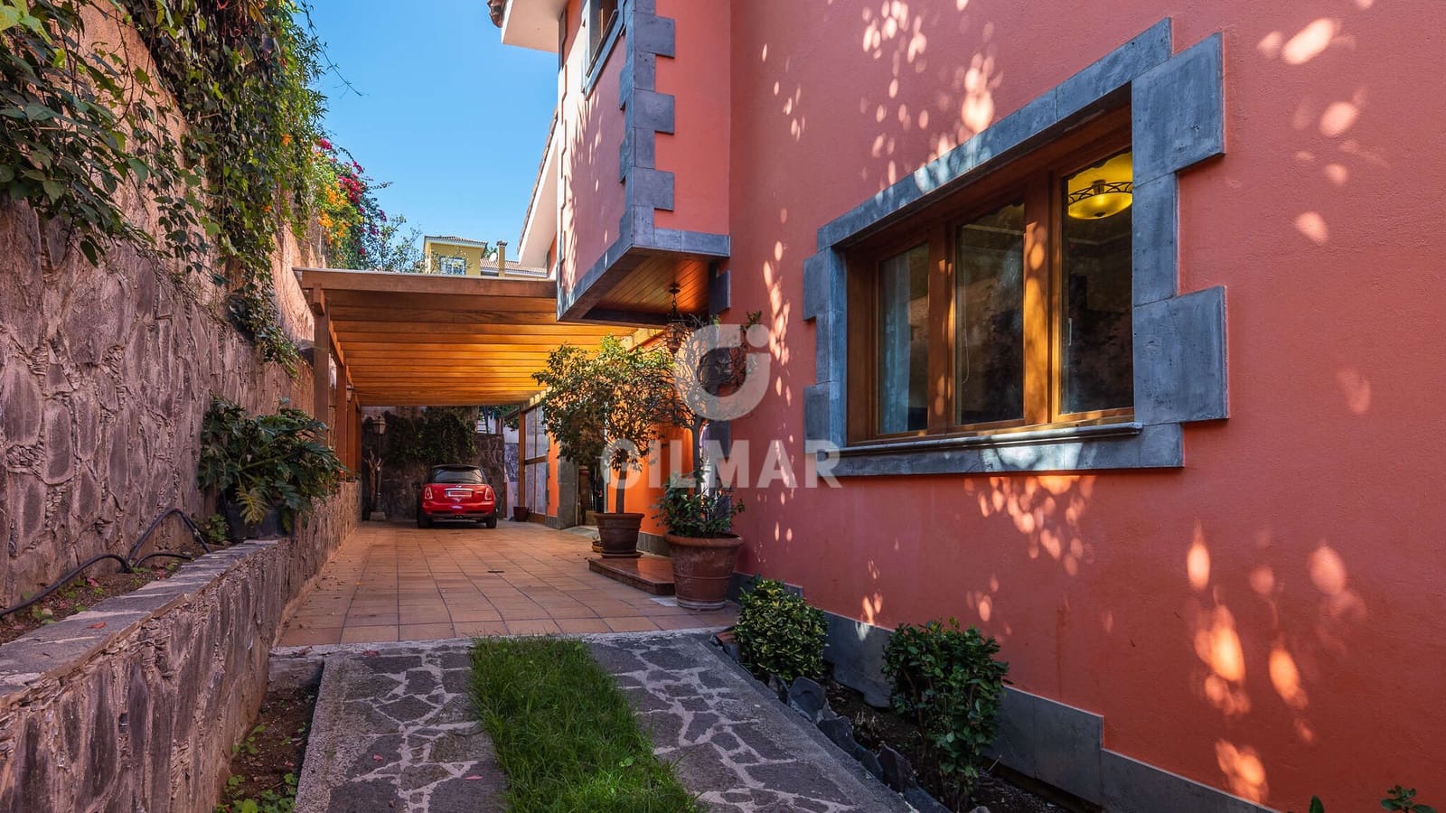 6 soveværelse Villa til salg i Santa Brigida med swimmingpool garage - € 850.000 (Ref: 9207557)