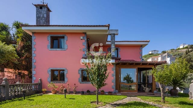 6 soveværelse Villa til salg i Santa Brígida med swimmingpool garage - € 850.000 (Ref: 9207557)