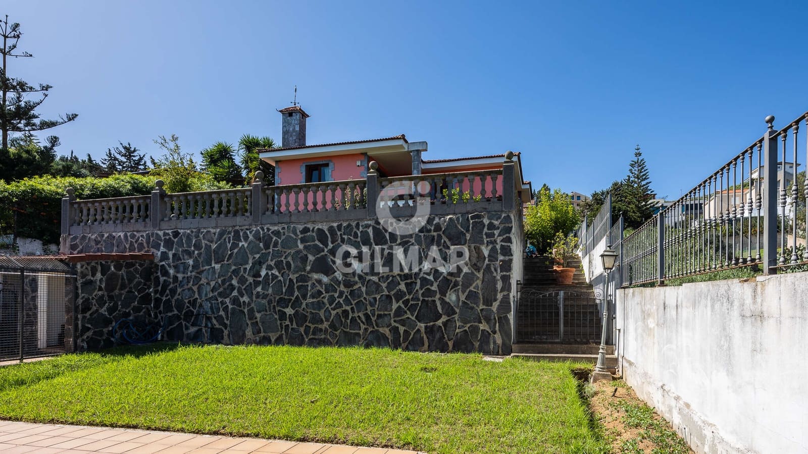 6 soveværelse Villa til salg i Santa Brigida med swimmingpool garage - € 850.000 (Ref: 9207557)