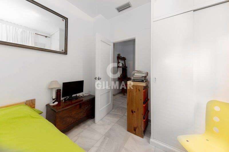 Adosado de 4 habitaciones en Sevilla ciudad en venta - 599.000 € (Ref: 9207559)