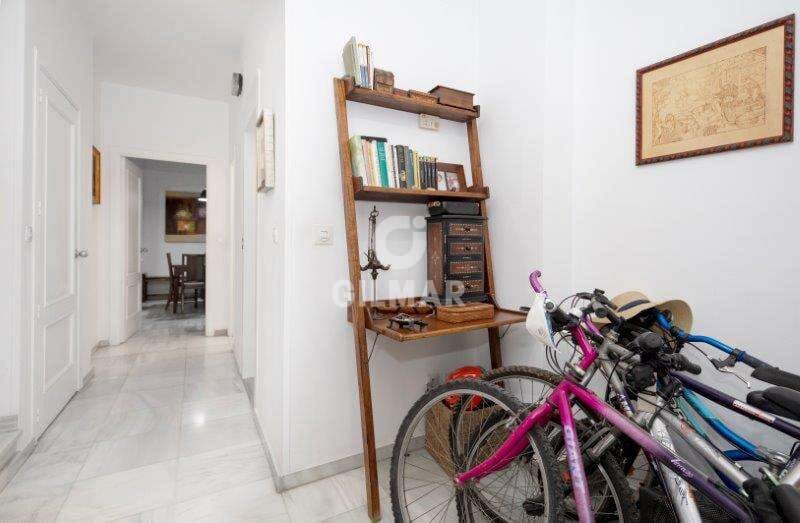Adosado de 4 habitaciones en Sevilla ciudad en venta - 599.000 € (Ref: 9207559)