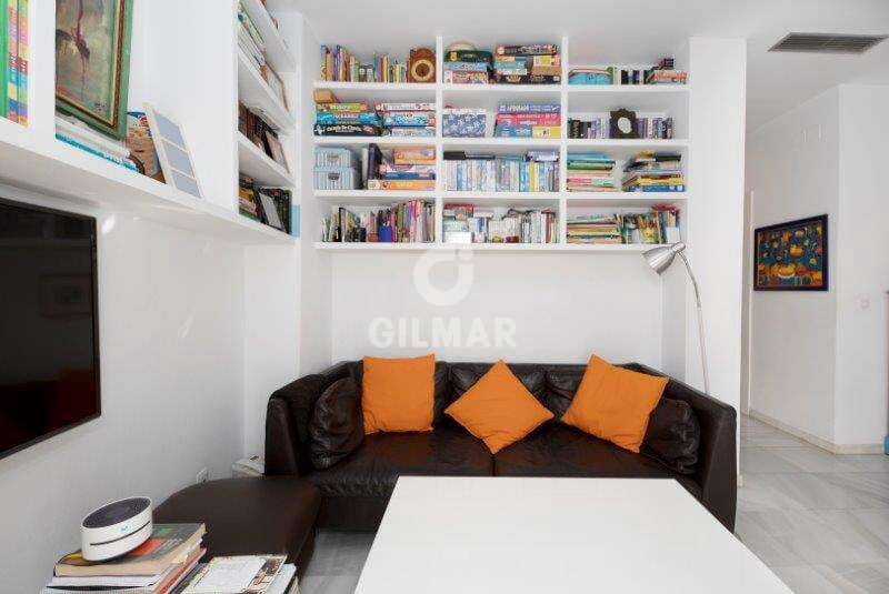 Adosado de 4 habitaciones en Sevilla ciudad en venta - 599.000 € (Ref: 9207559)