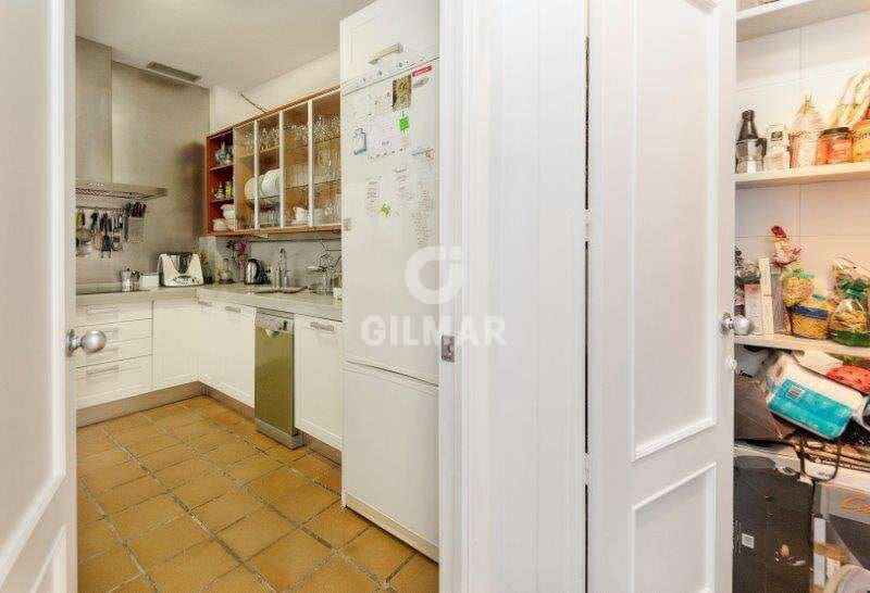 Adosado de 4 habitaciones en Sevilla ciudad en venta - 599.000 € (Ref: 9207559)