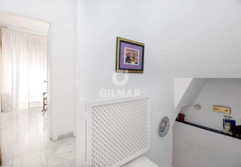 Adosado de 4 habitaciones en Sevilla ciudad en venta - 599.000 € (Ref: 9207559)