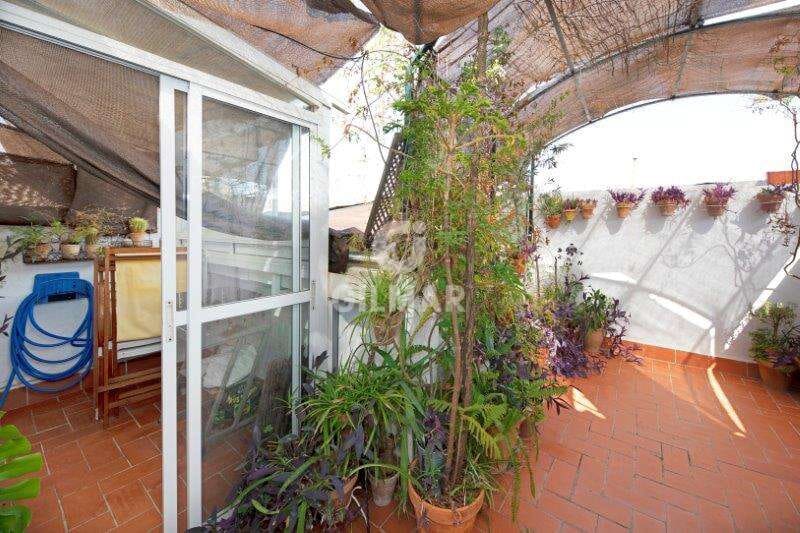 Adosado de 4 habitaciones en Sevilla ciudad en venta - 599.000 € (Ref: 9207559)