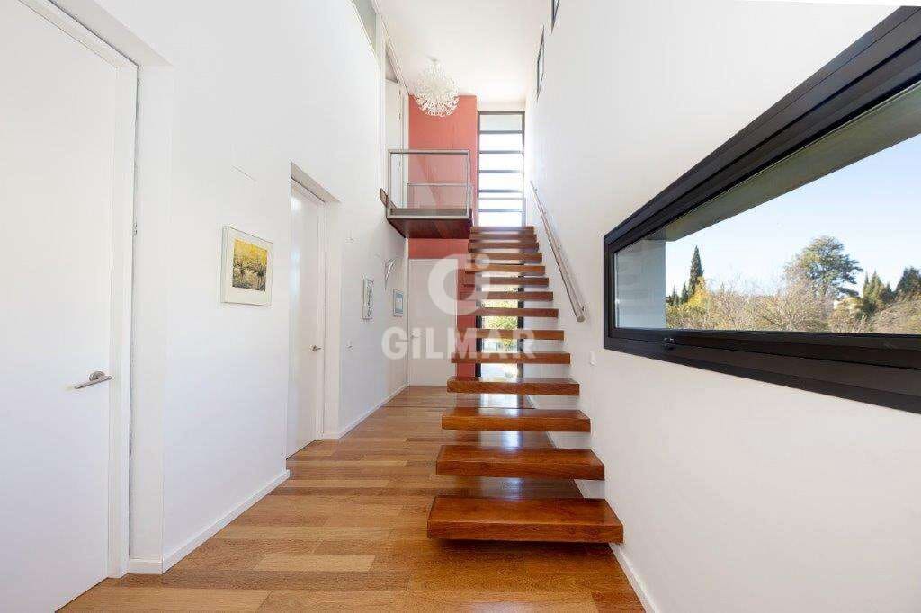 5 soverom Villa til salgs i Sanlucar la Mayor med svømmebasseng - € 850 000 (Ref: 9207560)