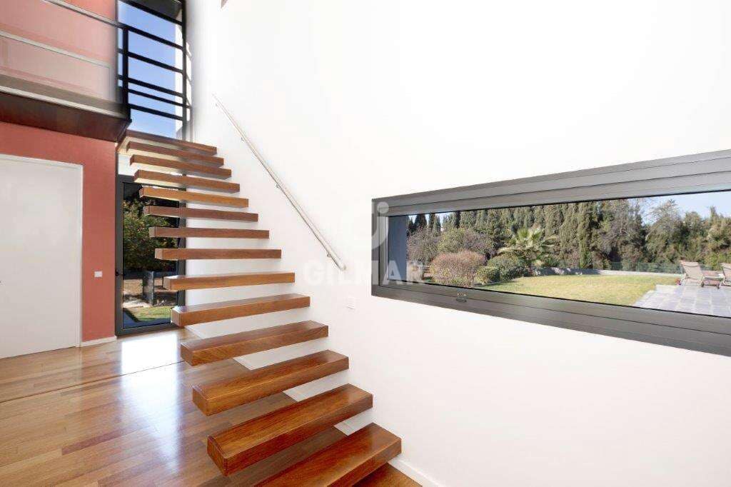 5 soverom Villa til salgs i Sanlucar la Mayor med svømmebasseng - € 850 000 (Ref: 9207560)