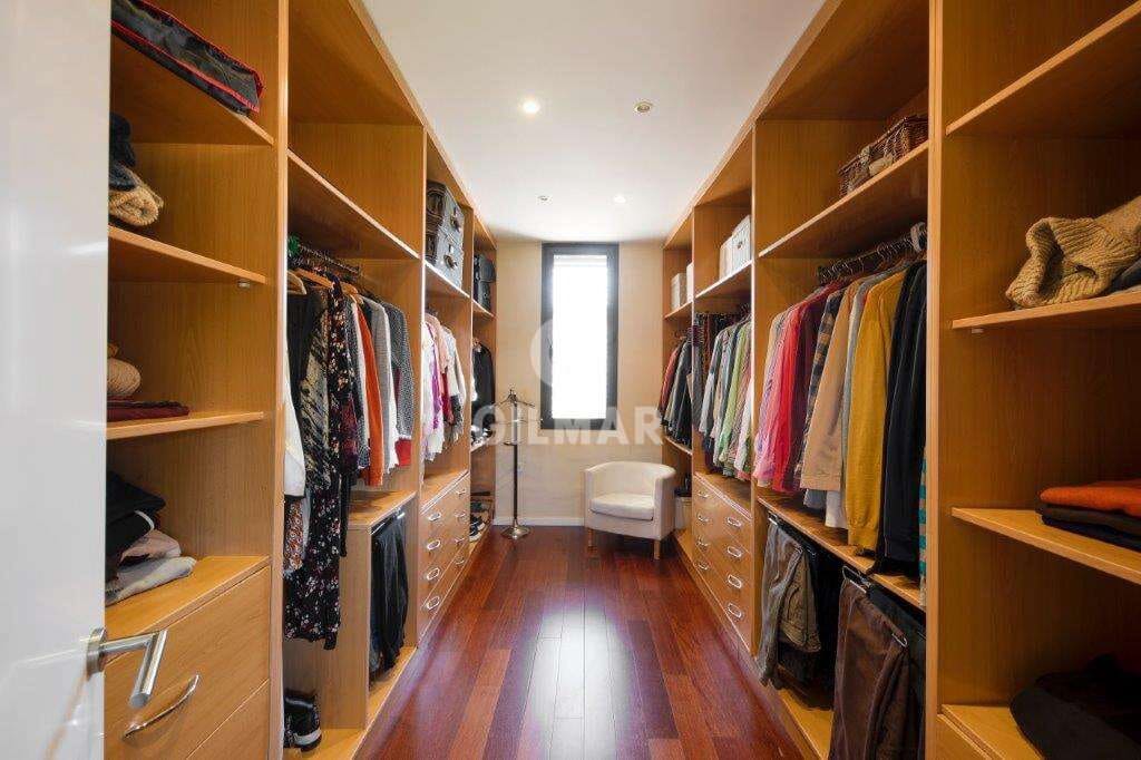 5 soverom Villa til salgs i Sanlucar la Mayor med svømmebasseng - € 850 000 (Ref: 9207560)