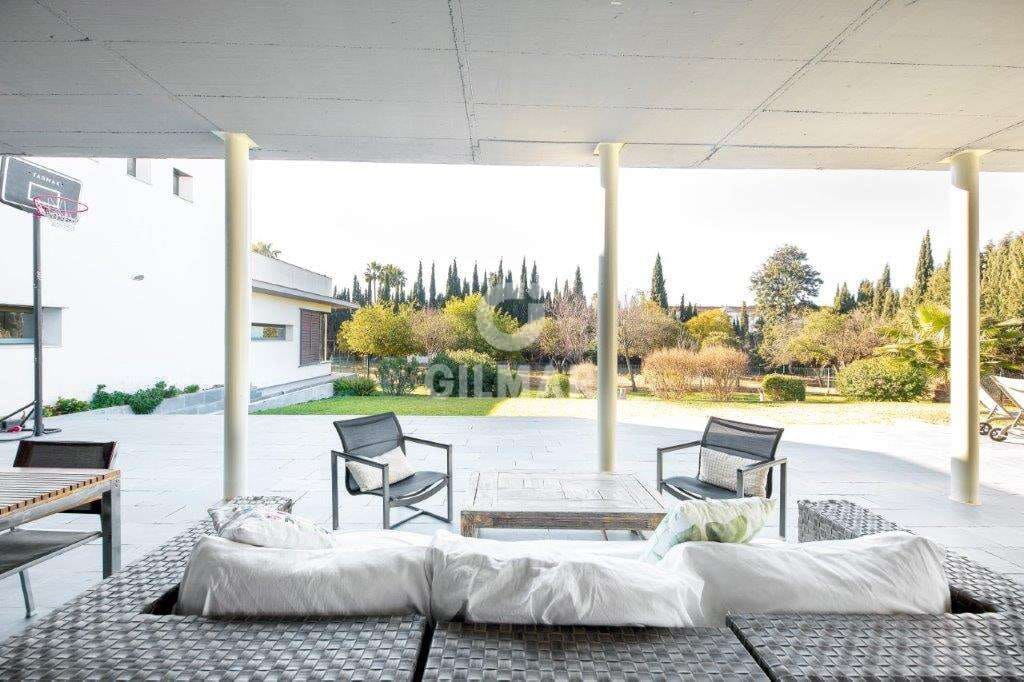 5 soverom Villa til salgs i Sanlucar la Mayor med svømmebasseng - € 850 000 (Ref: 9207560)