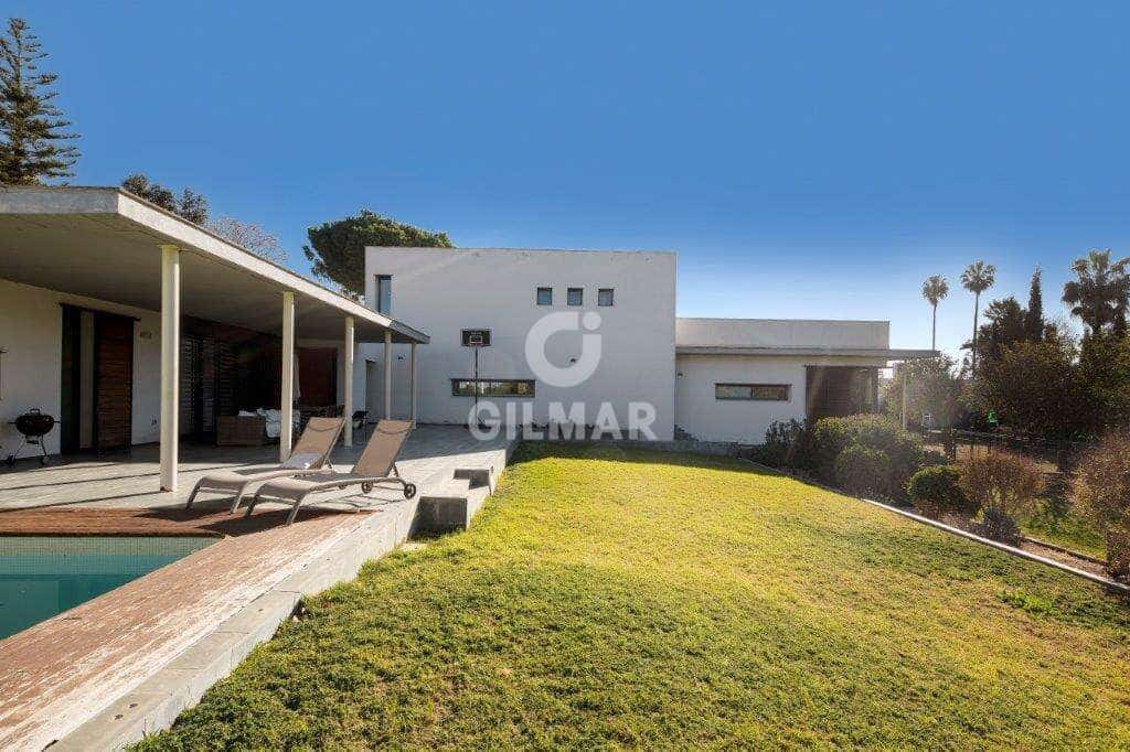 5 soverom Villa til salgs i Sanlucar la Mayor med svømmebasseng - € 850 000 (Ref: 9207560)