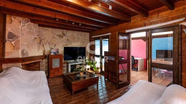 3 quarto Moradia para venda em Las Mesas - El Toscón, Las Palmas de Gran Canaria com garagem - 429 000 € (Ref: 9207563)