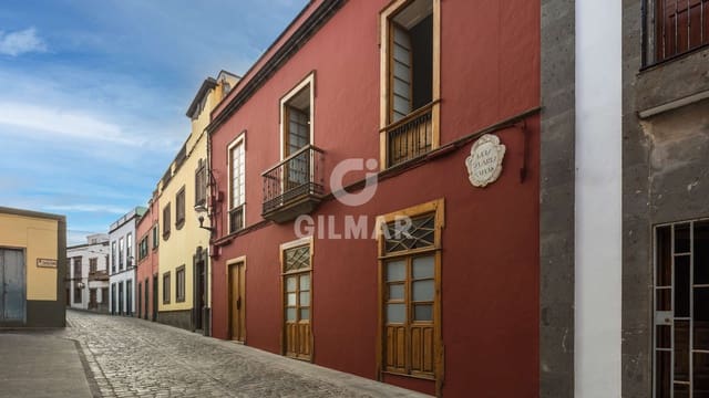 5 makuuhuone Rivitalo myytävänä paikassa Santa María de Guía de Gran Canaria - 780 000 € (Ref: 9207567)