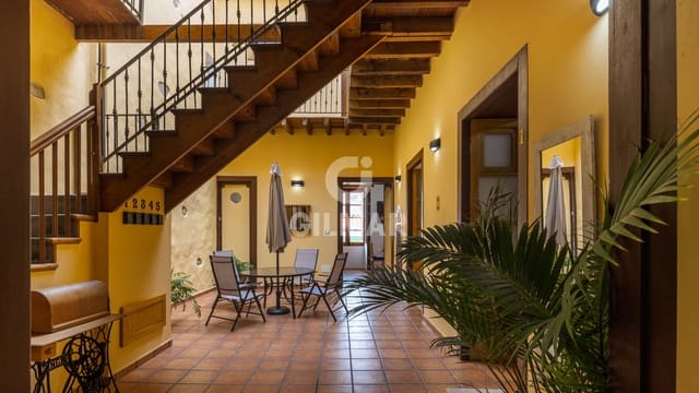 5 makuuhuone Rivitalo myytävänä paikassa Santa María de Guía de Gran Canaria - 780 000 € (Ref: 9207567)