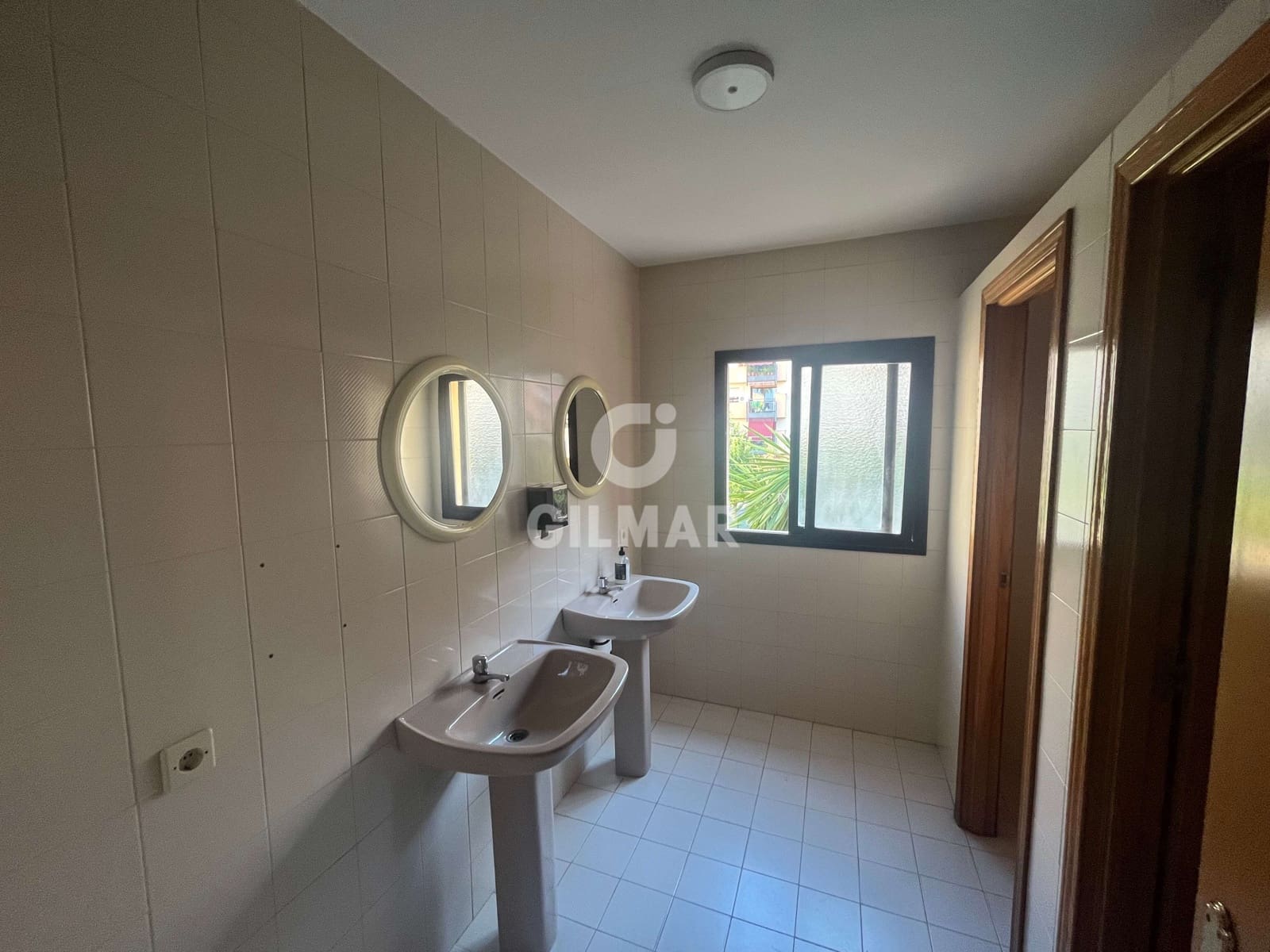 Kontor till salu i Sevilla stad - 123 750 € (Ref: 9207568)