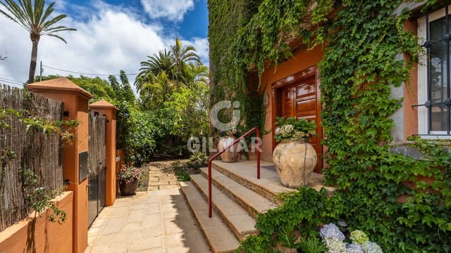 4 makuuhuone Huvila myytävänä paikassa Tafira Alta, Las Palmas de Gran Canaria mukana 
autotalli - 1 190 000 € (Ref: 9207572)