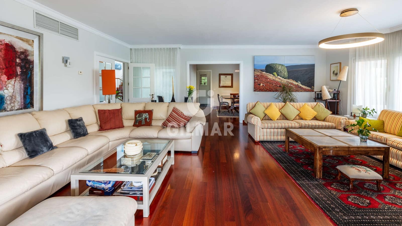 4 makuuhuone Huvila myytävänä paikassa Tafira Alta mukana 
autotalli - 1 190 000 € (Ref: 9207572)