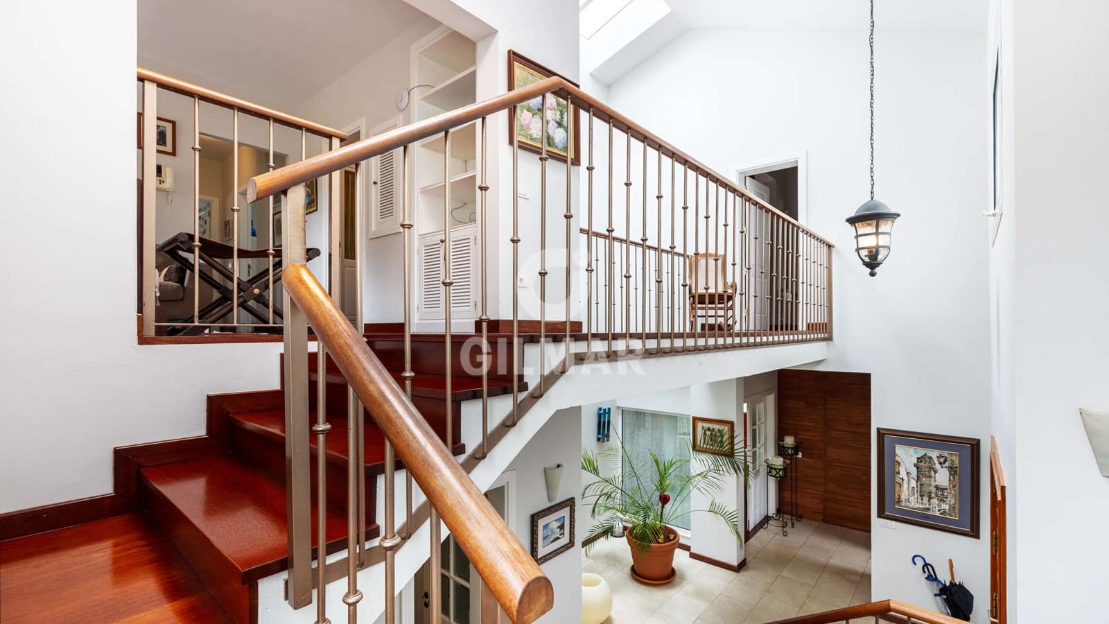 4 makuuhuone Huvila myytävänä paikassa Tafira Alta mukana 
autotalli - 1 190 000 € (Ref: 9207572)