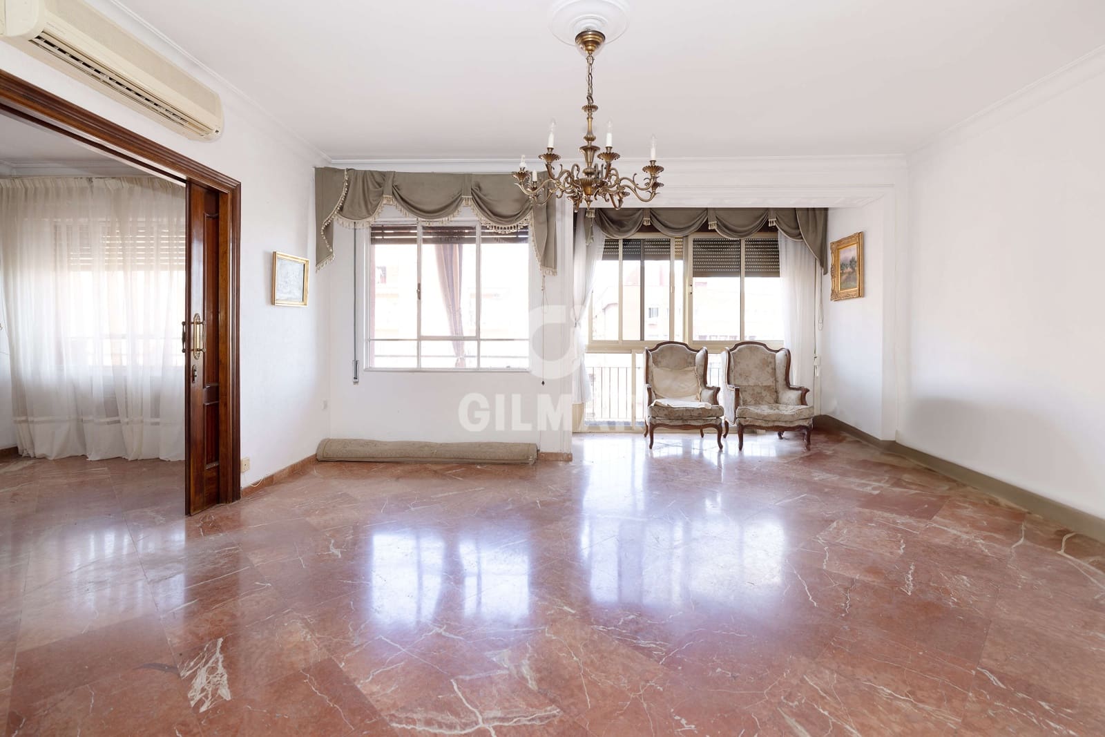 5 slaapkamer Flat te koop in Sevilla stad - € 495.000 (Ref: 9207575)