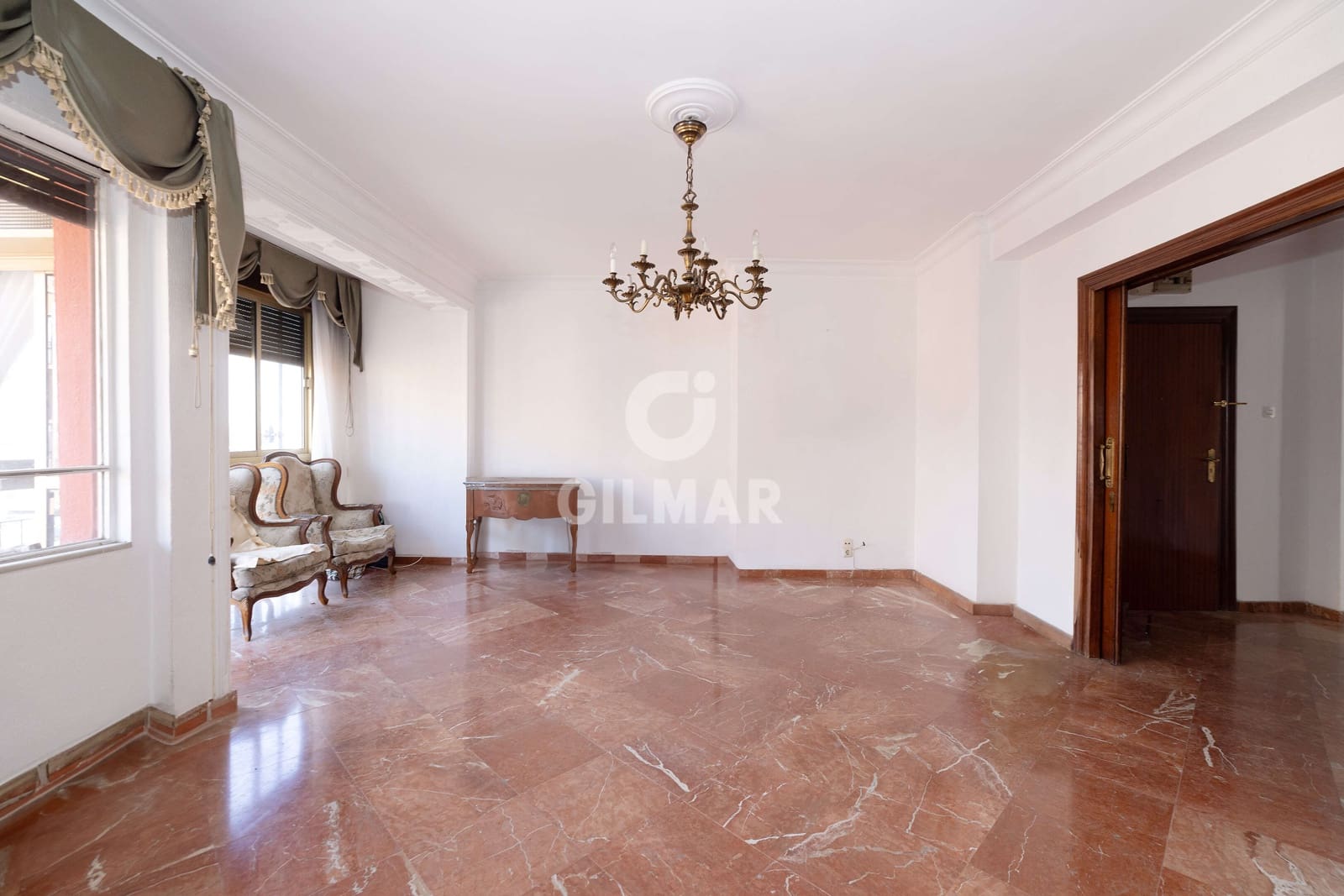 5 slaapkamer Flat te koop in Sevilla stad - € 495.000 (Ref: 9207575)
