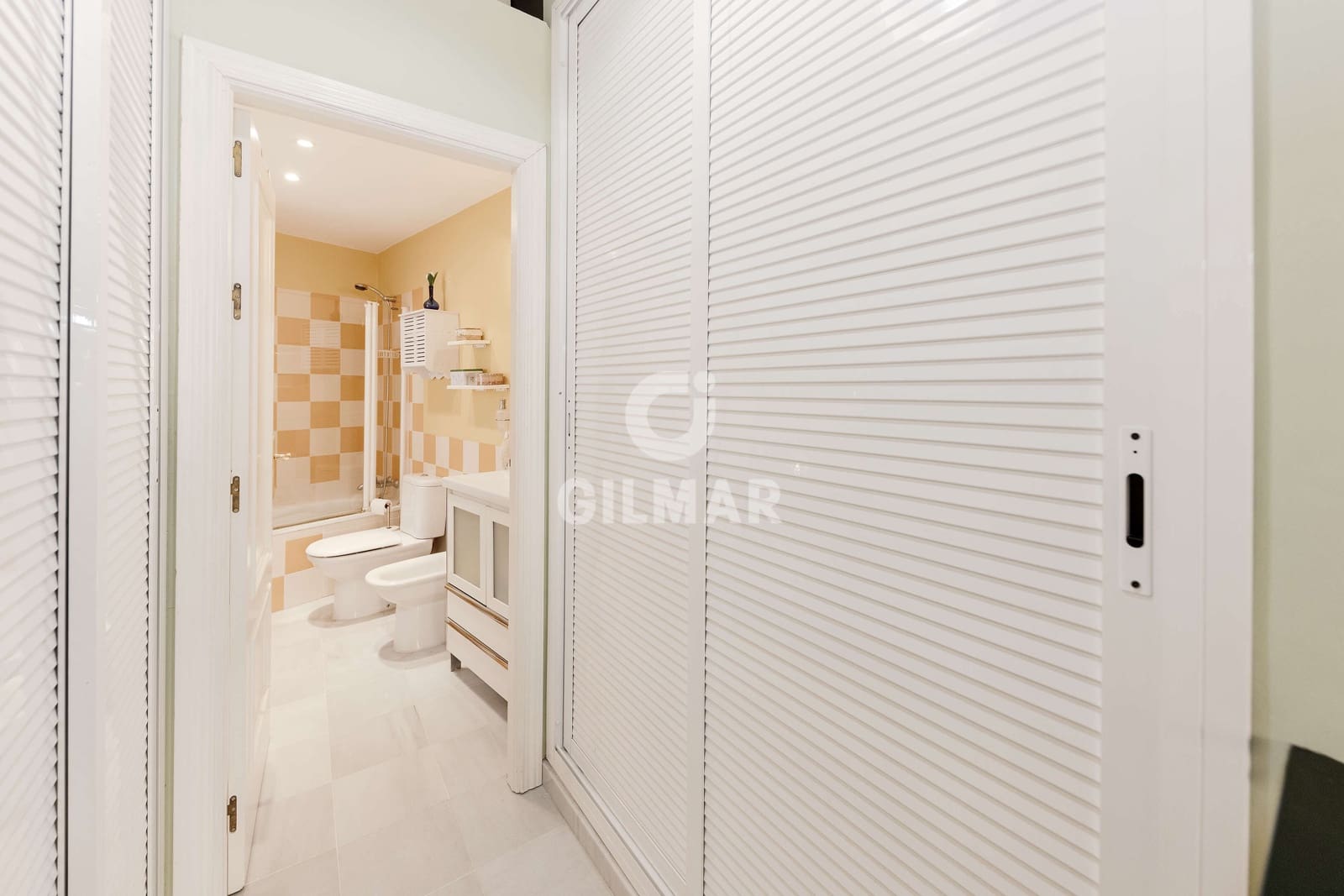 1 slaapkamer Flat te koop in Sevilla stad - € 315.000 (Ref: 9207576)