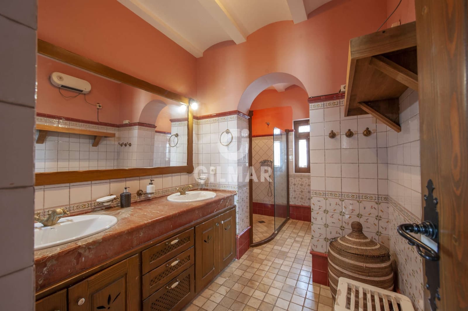 6 sypialnia Willa na sprzedaż w Alcala de Guadaira z basenem - 750 000 € (Ref: 9207577)