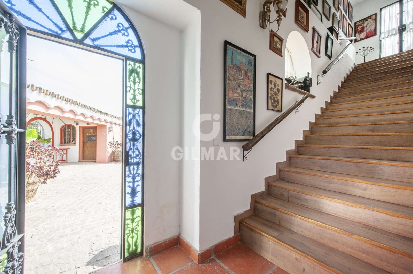 6 sypialnia Willa na sprzedaż w Alcala de Guadaira z basenem - 750 000 € (Ref: 9207577)