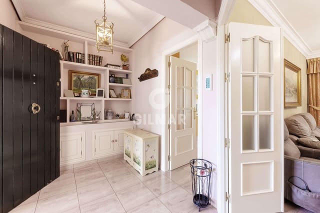 4 bedroom Villa for sale in Alcalá de Guadaira with pool garage - € 340,000 (Ref: 9207579)