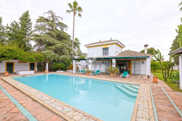4 soveværelse Villa til salg i Sanlúcar la Mayor med swimmingpool garage - € 659.000 (Ref: 9207580)