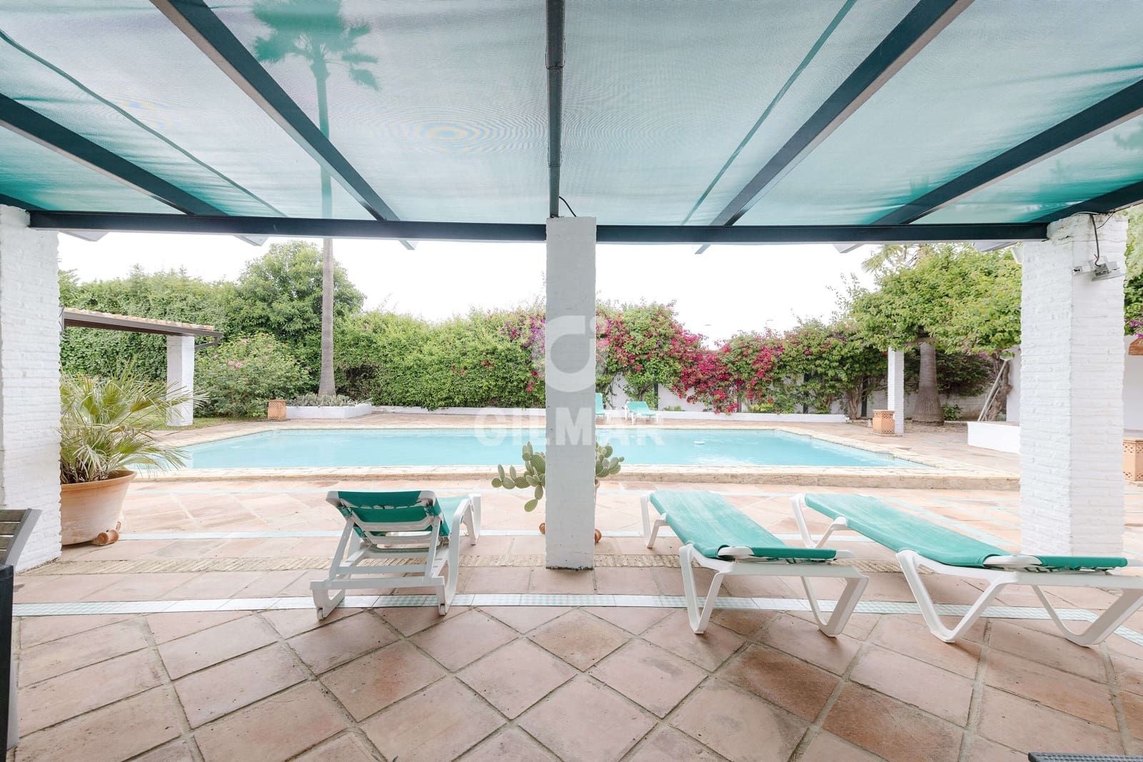 4 sovrum Villa till salu i Sanlucar la Mayor med pool garage - 659 000 € (Ref: 9207580)