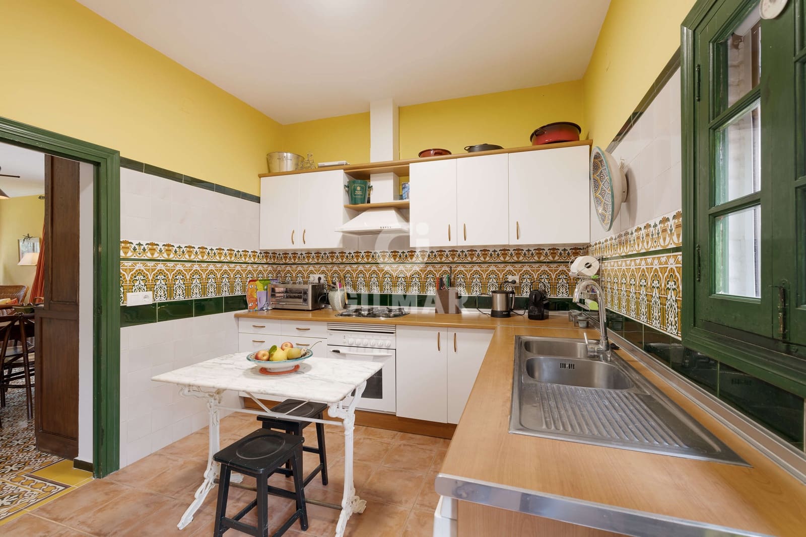 4 sovrum Villa till salu i Sanlucar la Mayor med pool garage - 659 000 € (Ref: 9207580)