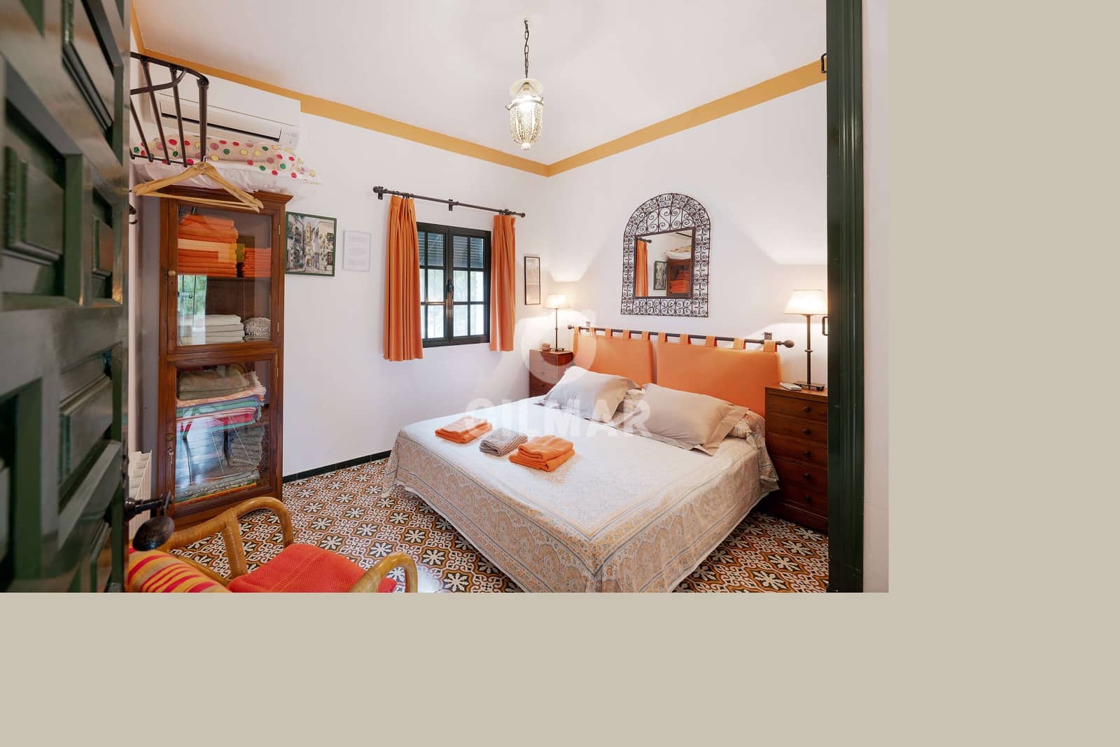 4 sovrum Villa till salu i Sanlucar la Mayor med pool garage - 659 000 € (Ref: 9207580)