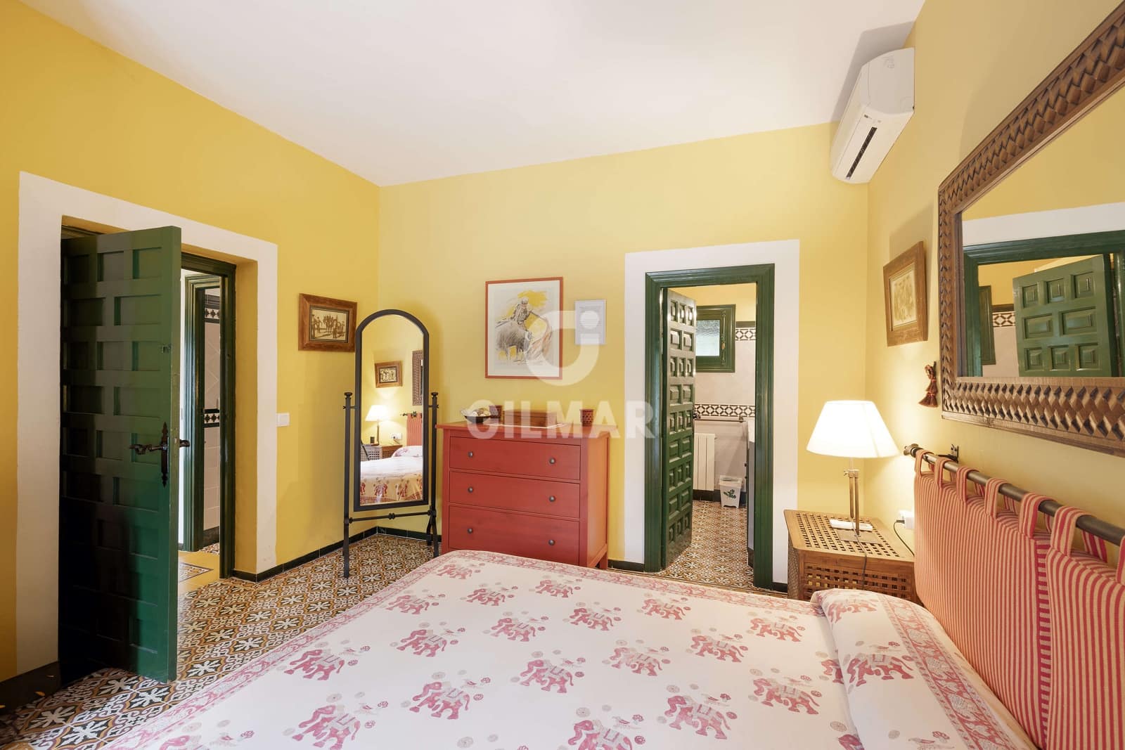 4 sovrum Villa till salu i Sanlucar la Mayor med pool garage - 659 000 € (Ref: 9207580)